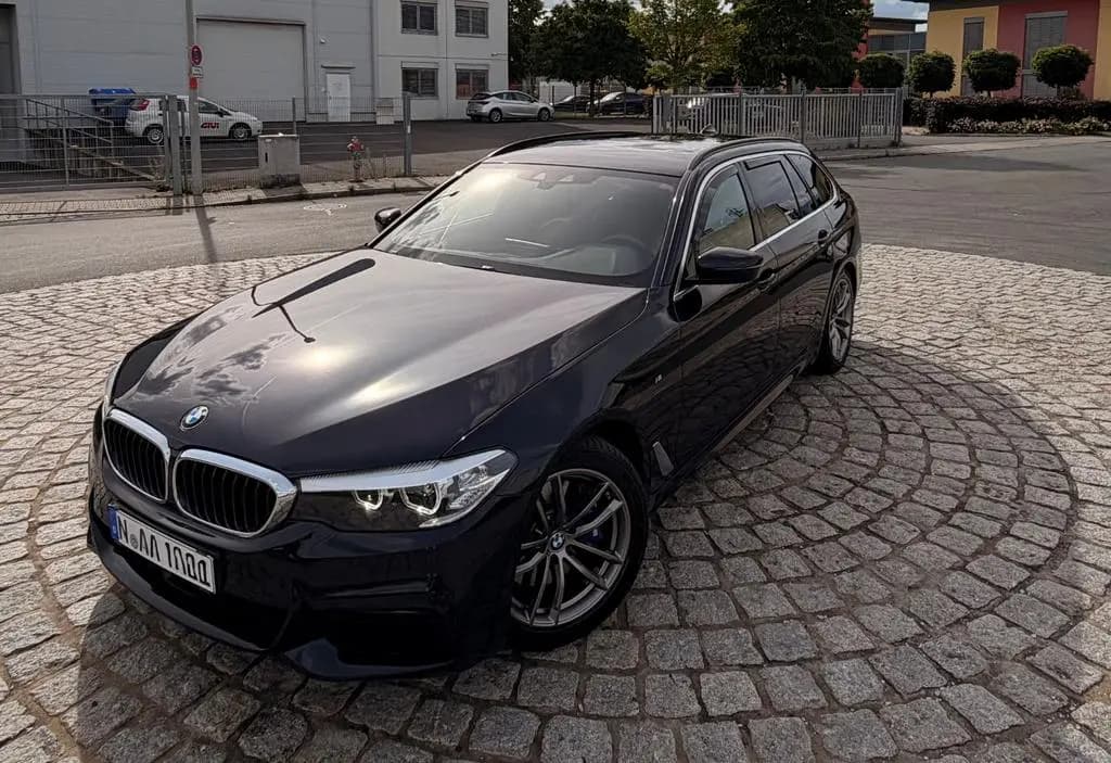 Main__Slider__Photo:BMW 530 d xDrive M SPORT 12/2018-0