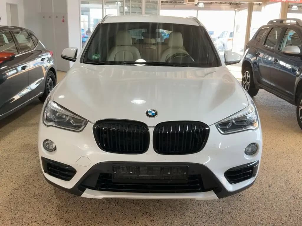 Main__Slider__Photo:BMW X1 xDrive 25i X Line +LED+NAVI+PDC+AHK+KAMERA+ 01/2017-0