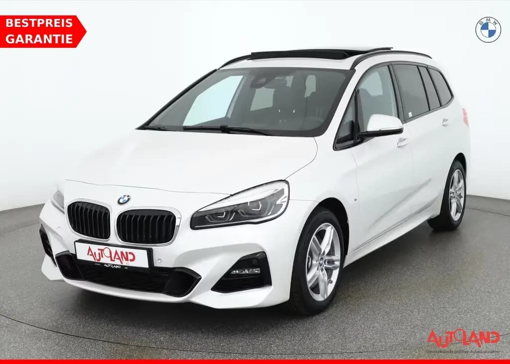 Main__Slider__Photo:BMW 220 i Gran Tourer M Sport LED Pano 7-Sitze Kamera 11/2021-0
