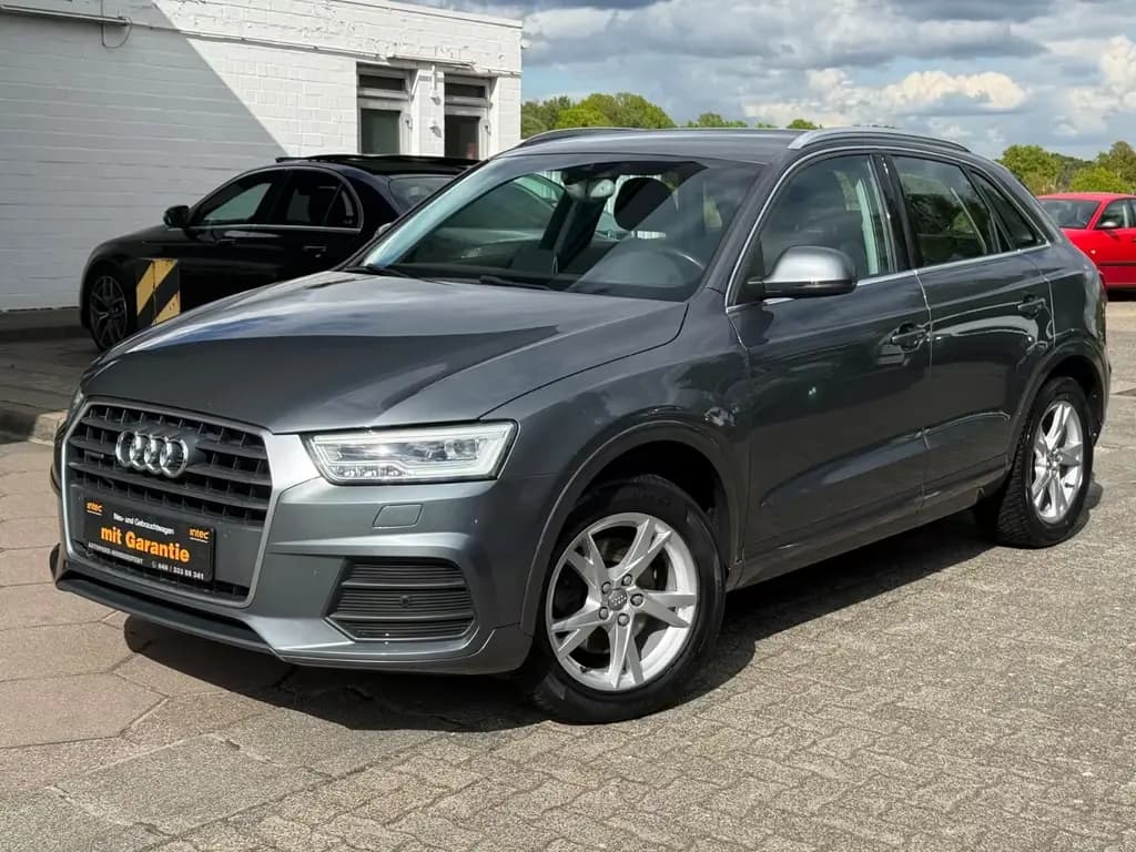 Main__Slider__Photo:Audi Q3 sport quattro / Scheckheftgepflegt / Kamera 04/2015-0