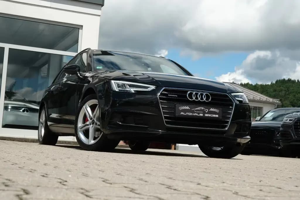 Main__Slider__Photo:Audi A4 40 TDI Avant S tr. quattro "LED"ACC"PANO" 01/2019-0