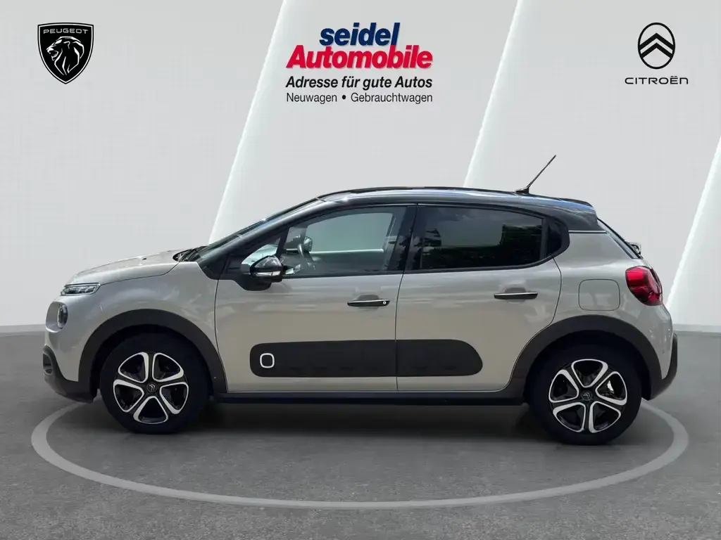 Main__Slider__Photo:Citroën C3 PureTech 1.2 110 Shine wenig KM, BiColor 07/2017-1
