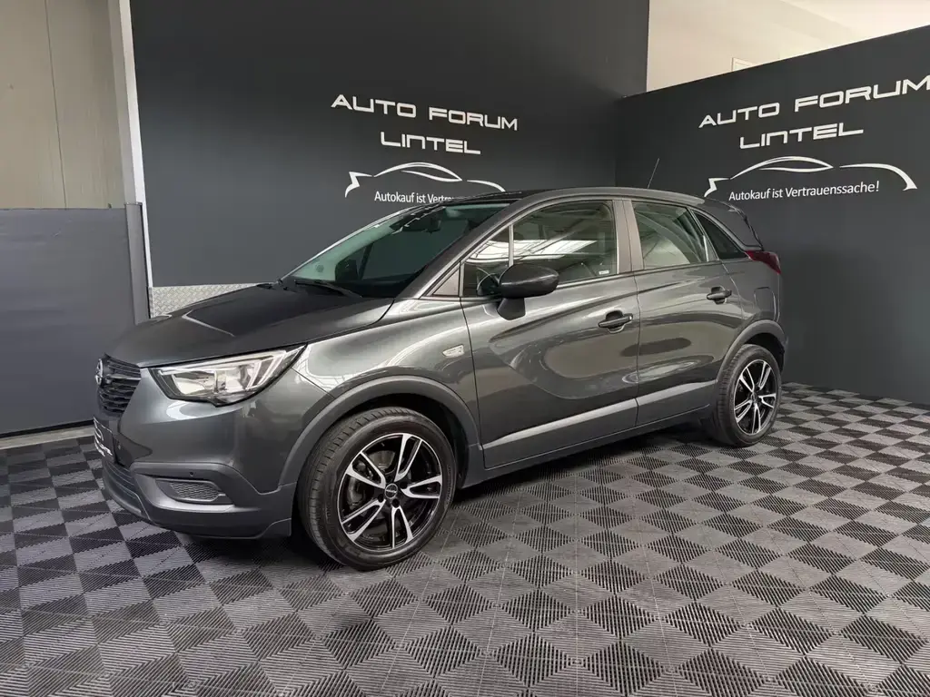 Main__Slider__Photo:Opel Crossland (X) Crossland X 1.2 TURBO-SZH-LED-6 GANG-SCHECKHEFT- 07/2017-1