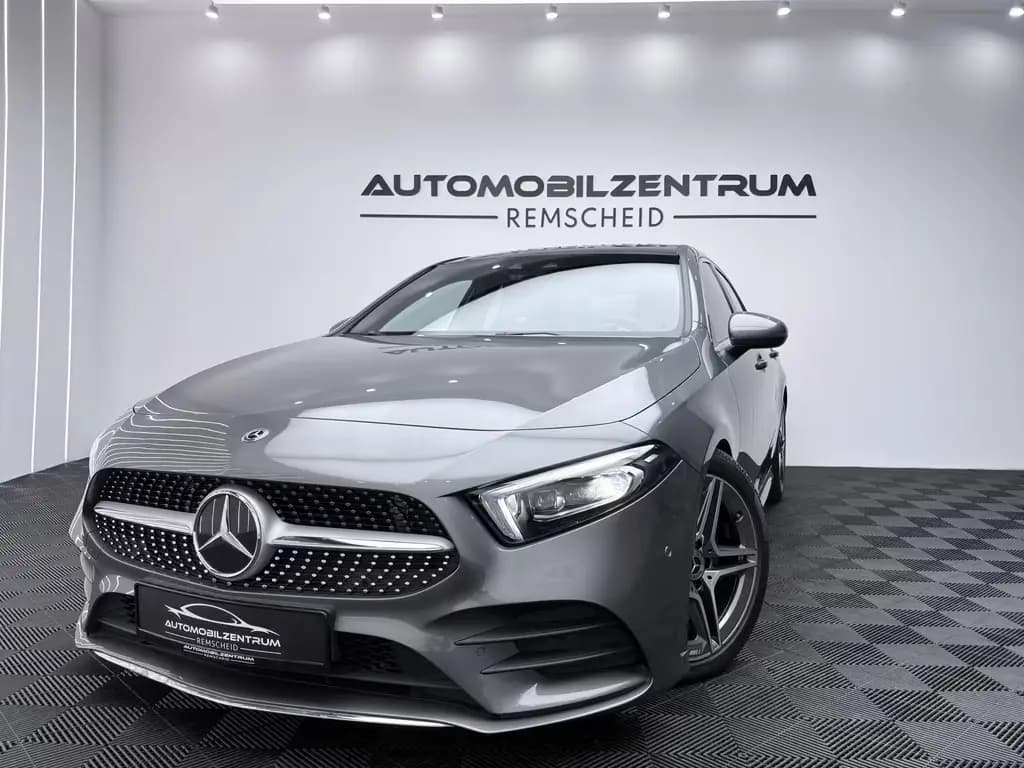 Main__Slider__Photo:Mercedes-Benz A 250 A A 250 | PANO | AMBIENTE | AMG | KAMERA | 07/2019-0