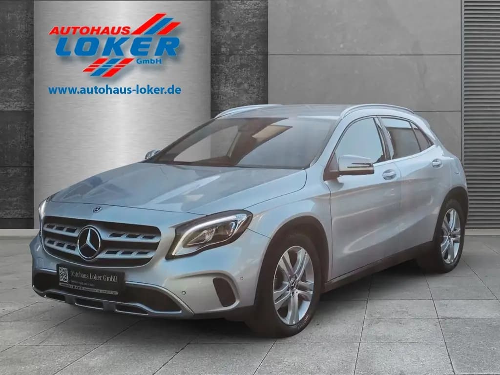 Main__Slider__Photo:Mercedes-Benz GLA 180 Urban AHK LED NAVI KAMERA DAB 10/2019-0