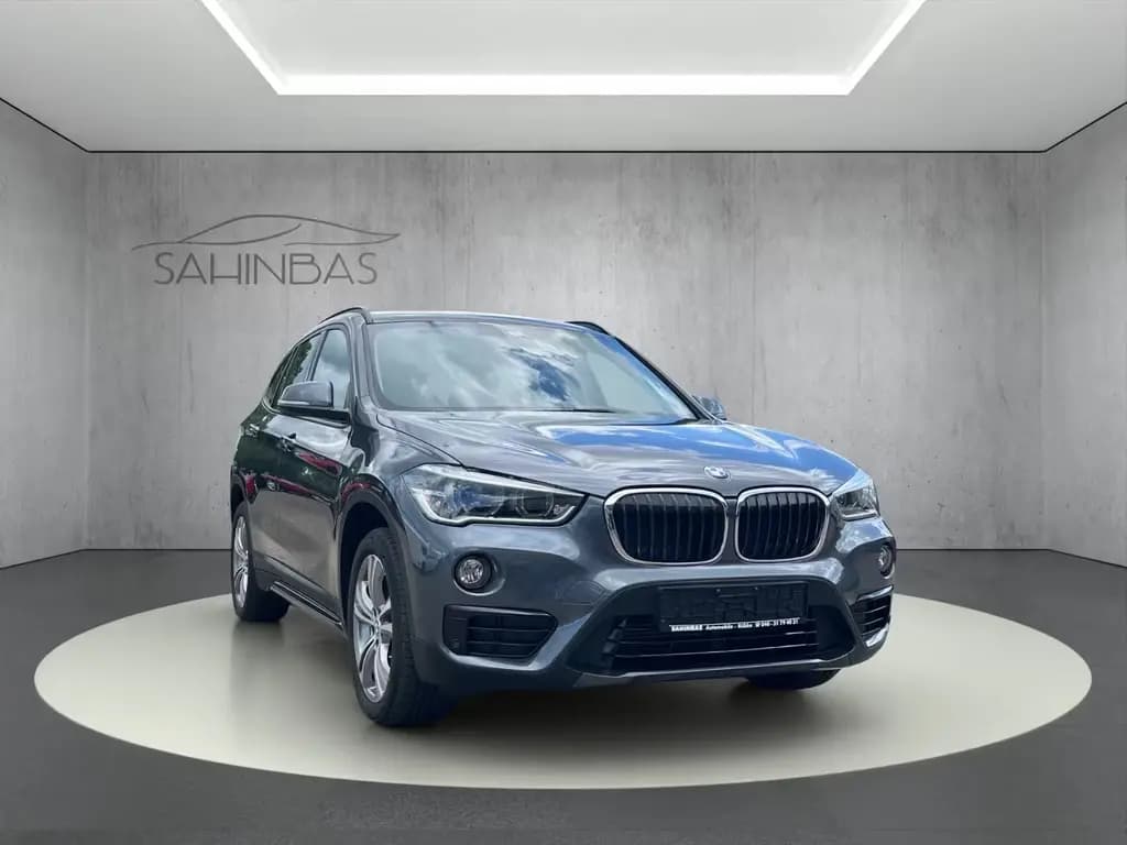 Main__Slider__Photo:BMW X1 xDrive 20 d Sport Line LED Kamera*aus 1.Hand* 04/2019-0