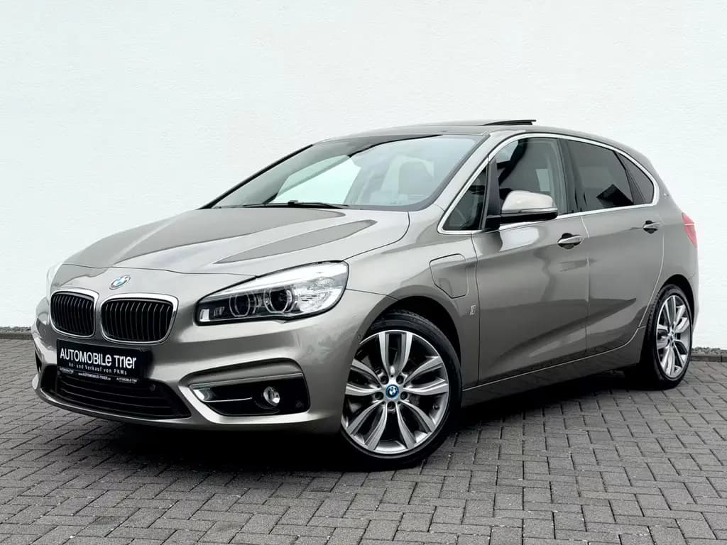 Main__Slider__Photo:BMW 225 Active Tourer 225 xe Luxury Line /LED/PANO/HUD/ 05/2017-0