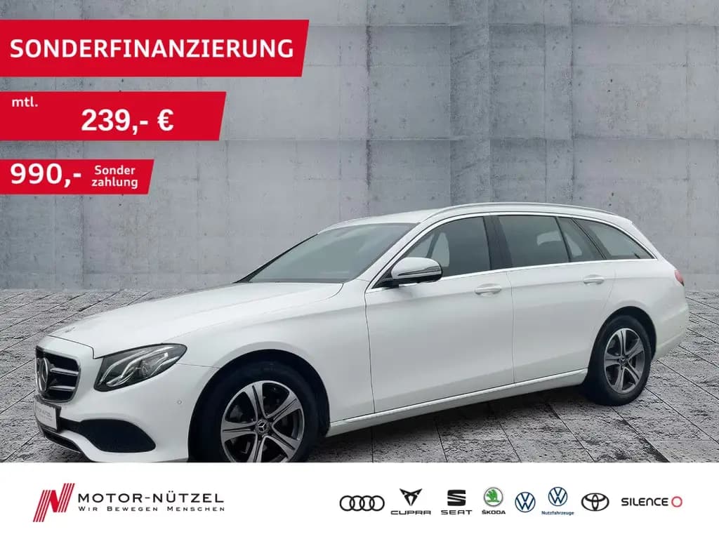 Main__Slider__Photo:Mercedes-Benz E 200 AVANTGARDE LED+NAV+ACC+SHZ+RFK+AHK+360° 04/2019-0