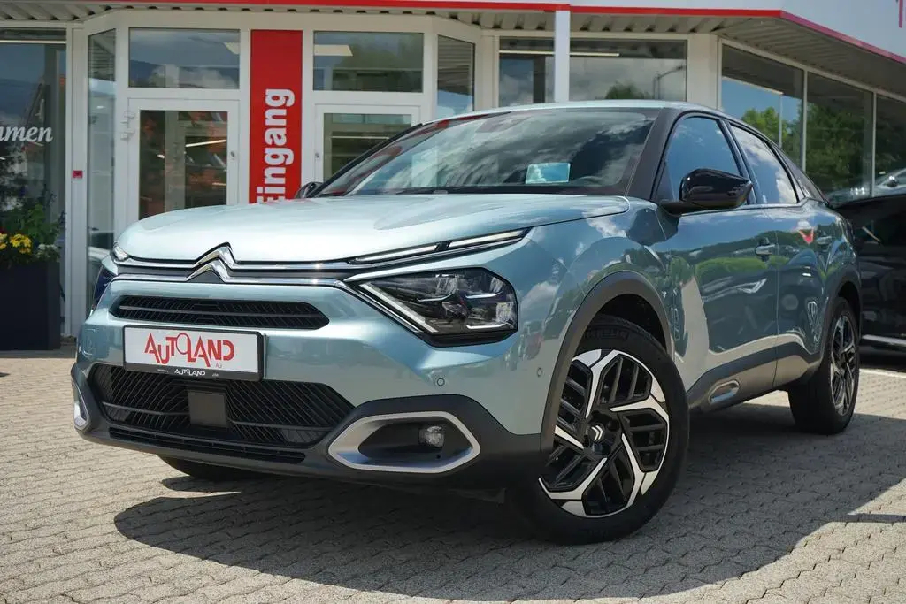 Main__Slider__Photo:Citroën C4 1.2 12V e-THP Shine Aut. LED Navi Head-Up ACC 11/2023-1