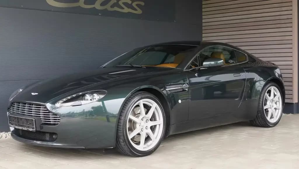 Main__Slider__Photo:Aston Martin V8 Vantage 4.3l Sportshift *orig. nur 18.200KM* 04/2008-0