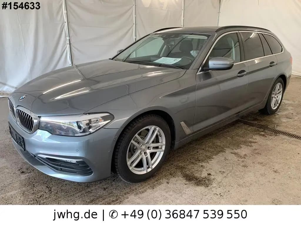 Main__Slider__Photo:BMW 520 d T COCKP-PRO/DRIVING ASS+/KAMERA/H&K 10/2019-0