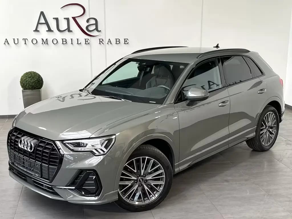 Main__Slider__Photo:Audi Q3 40 TDI Quattro S-Line NAV+LED+ACC+B&O+VCOCK 03/2021-0