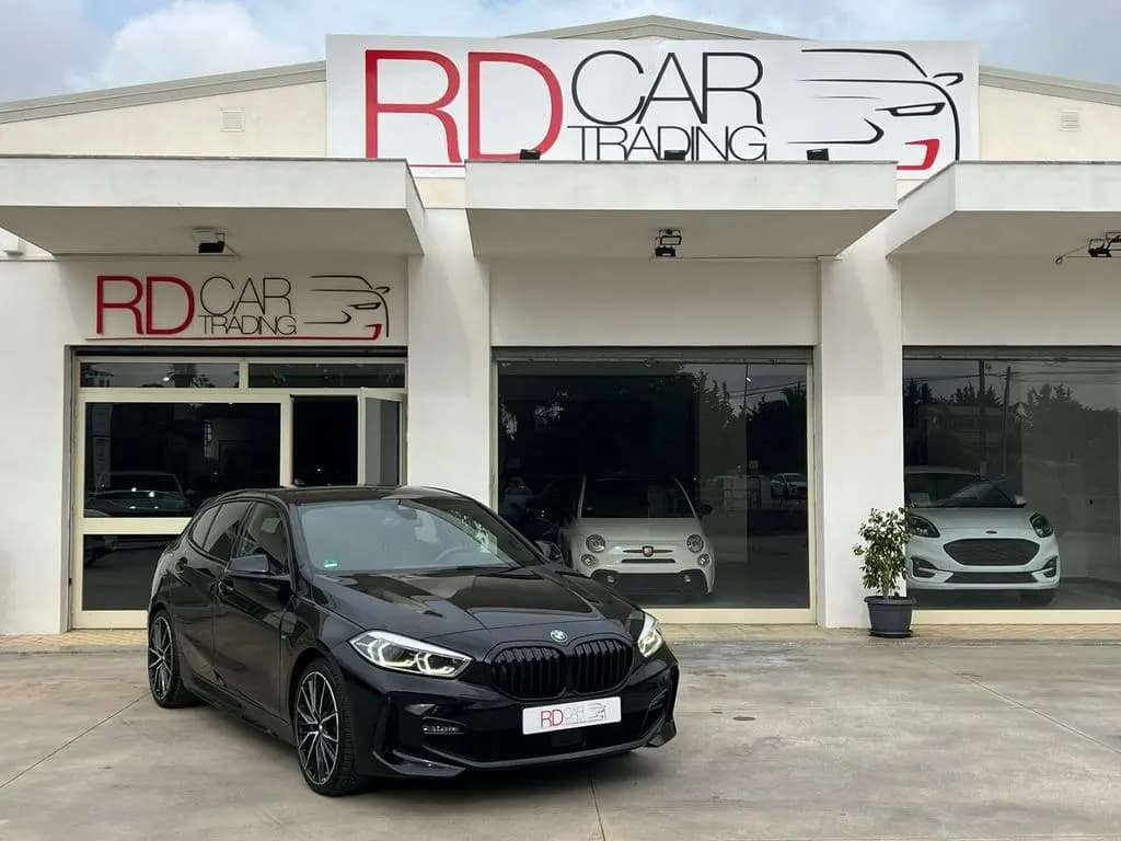 Main__Slider__Photo:BMW 120 Bmw 120d xDrive M-Sport 08/2020-0