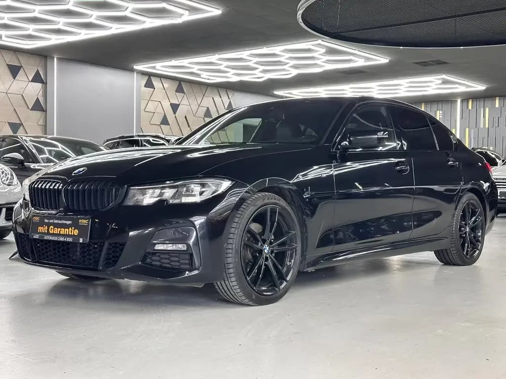 Main__Slider__Photo:BMW 320 d xDrive M Sport SHADOW/HiFi/STANDHEIZ/AHK 04/2022-0