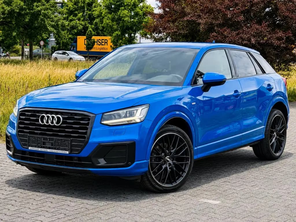 Main__Slider__Photo:Audi Q2 sport S-Line + *OPTIKPAKET SCHWARZ*VOLL* 10/2017-0