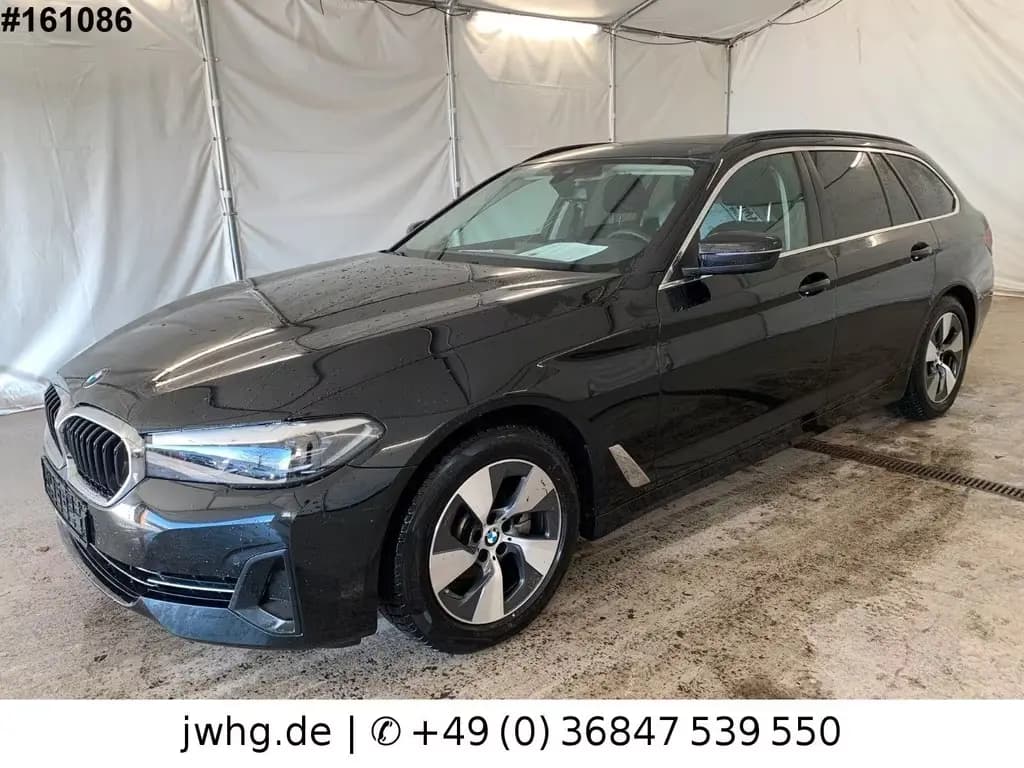 Main__Slider__Photo:BMW 520 d Touring Aut.|Live Cockpit|Keyl.|Driv.Assist 03/2021-0