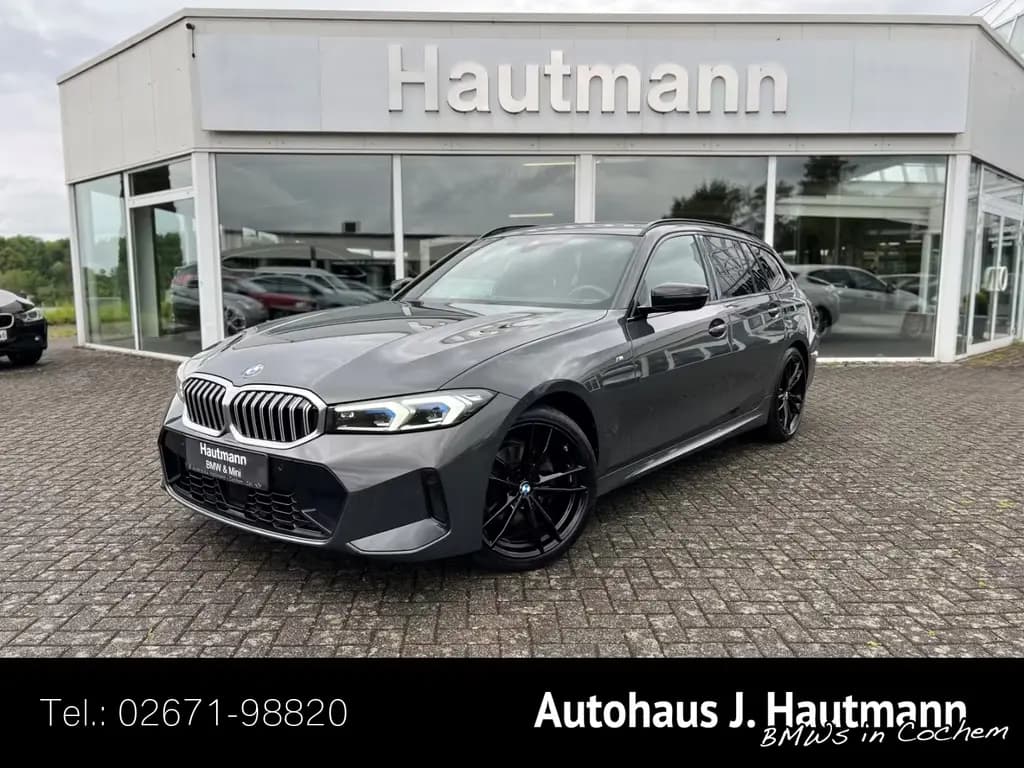 Main__Slider__Photo:BMW 320 d xDrive Touring M SPORT *FACEL.*STH*HUP*ACC 09/2022-0