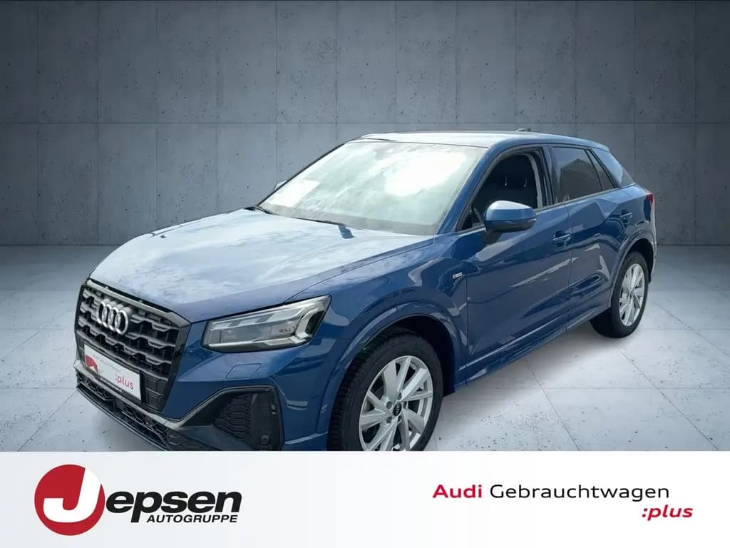 Main__Slider__Photo:Audi Q2 S line 40 TFSI qu. S tr. Matrix AHK 19 Cam 09/2025-0