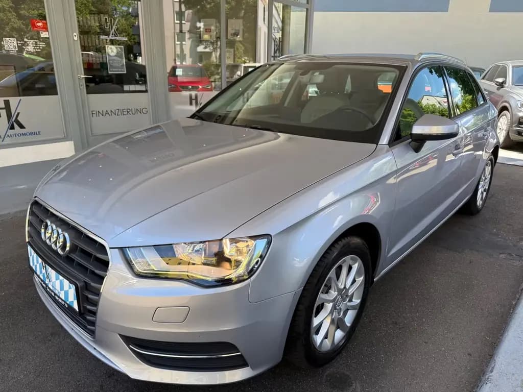 Main__Slider__Photo:Audi A3 Sportback attraction 03/2016-0