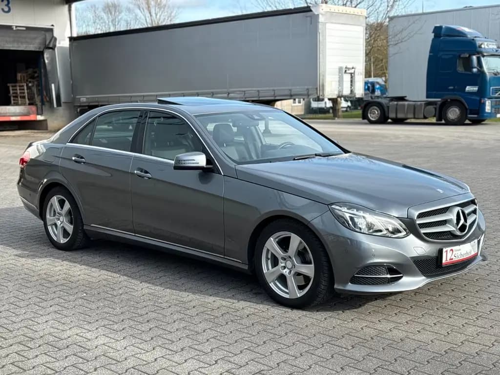 Main__Slider__Photo:Mercedes-Benz E 350 E BlueTec Garantie* nur 81.000 km* 09/2015-0