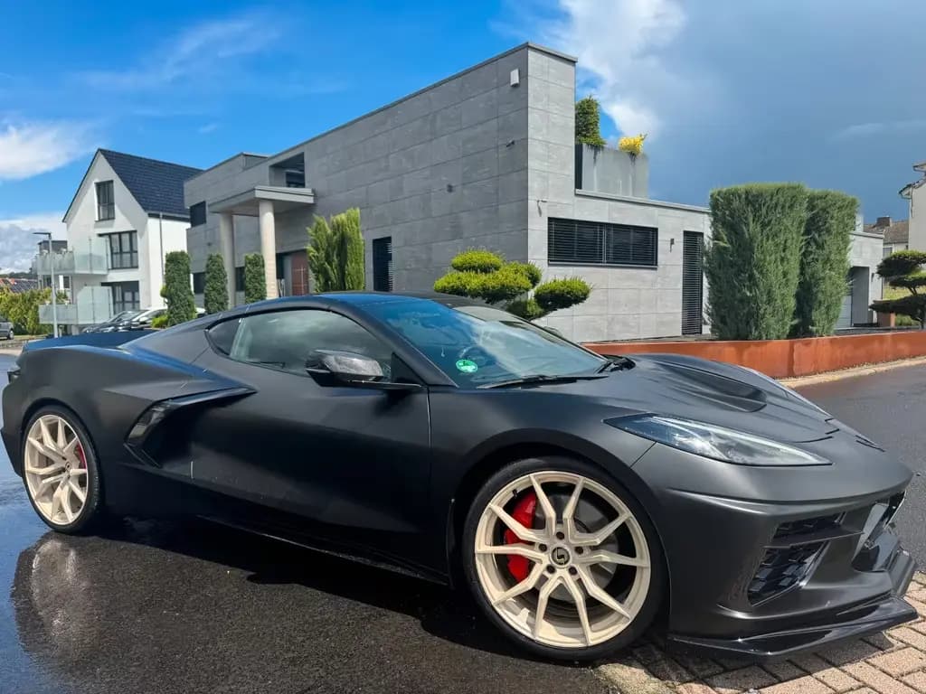 Main__Slider__Photo:Corvette C8 6.2L V8 Coupe LT3/Z51/Lift/Bose/Carbon 12/2023-0