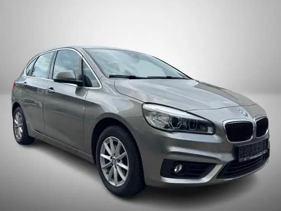 Main__Slider__Photo:BMW 220 Active Tourer PDC Vollleder LED wenig KM! 08/2016-0