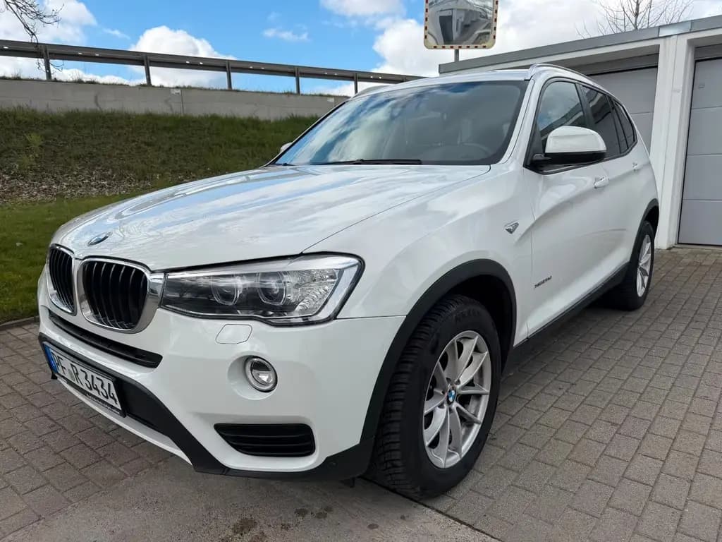 Main__Slider__Photo:BMW X3 xDrive20d ADVANTAGE AT ADVANTAGE 10/2017-0