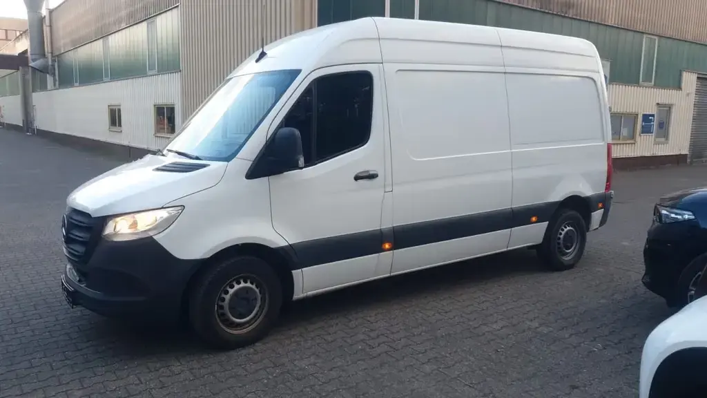 Main__Slider__Photo:Mercedes-Benz Sprinter 04/2019-1