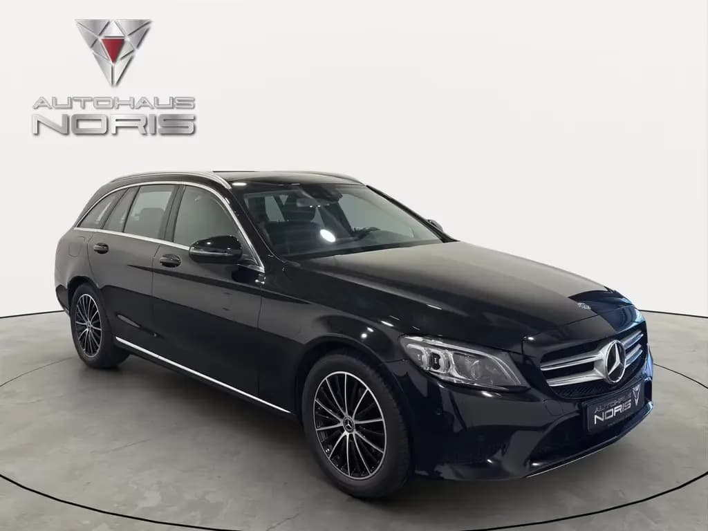 Main__Slider__Photo:Mercedes-Benz C 180 T CGI *AHK*PANORAMA*MULTIBEAM*KAMERA 04/2019-0