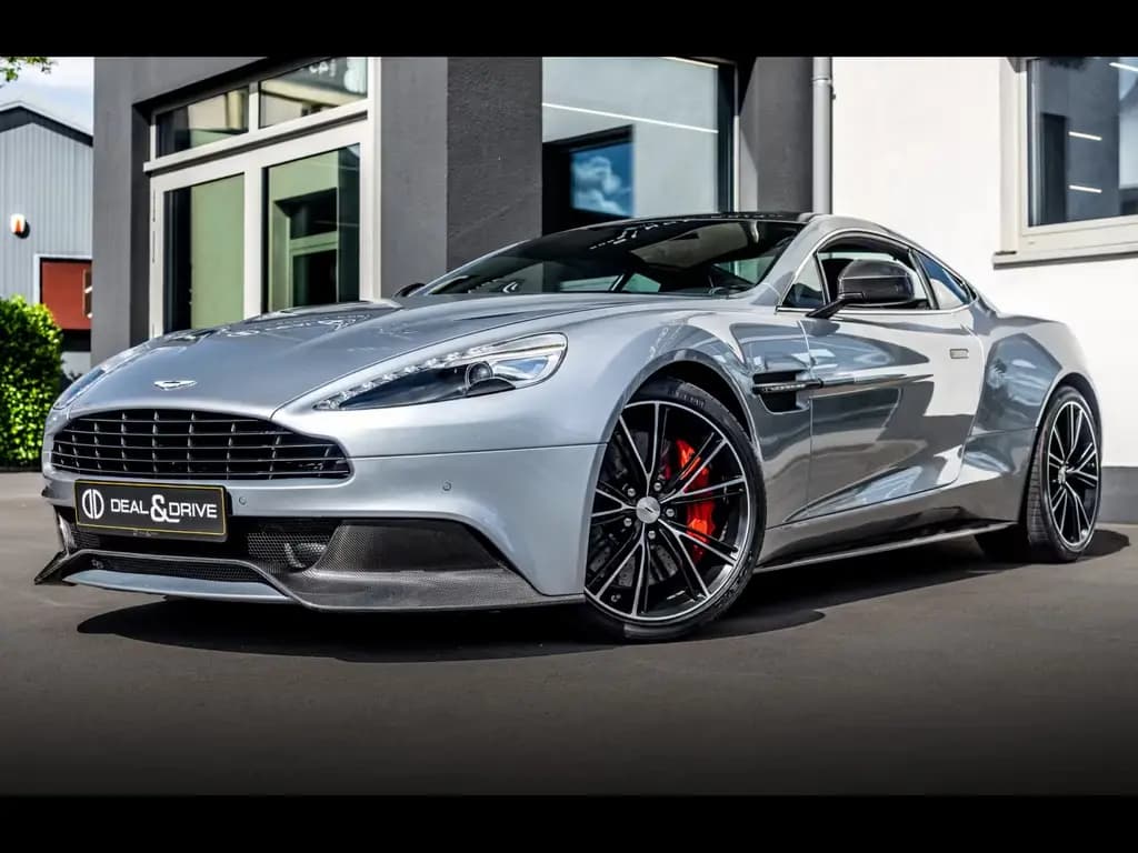 Main__Slider__Photo:Aston Martin Vanquish II COUPE 6.0 V12°SKYFALL SILVER°CARBON 12/2013-0