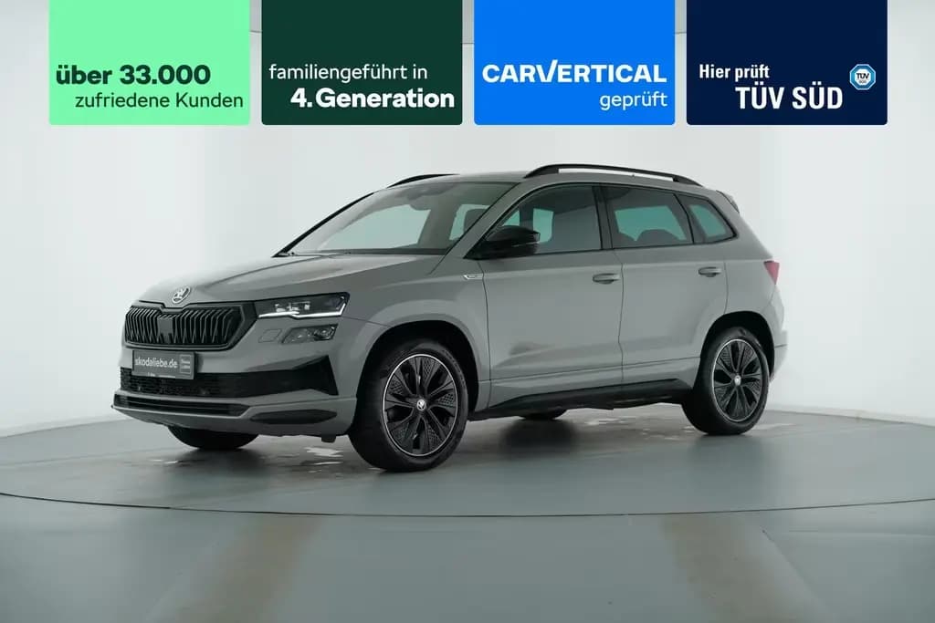 Main__Slider__Photo:Skoda Karoq SPORTLINE 2.0TSI DSG 4X4 ANHÄNGERKUPPLUNG 06/2022-0