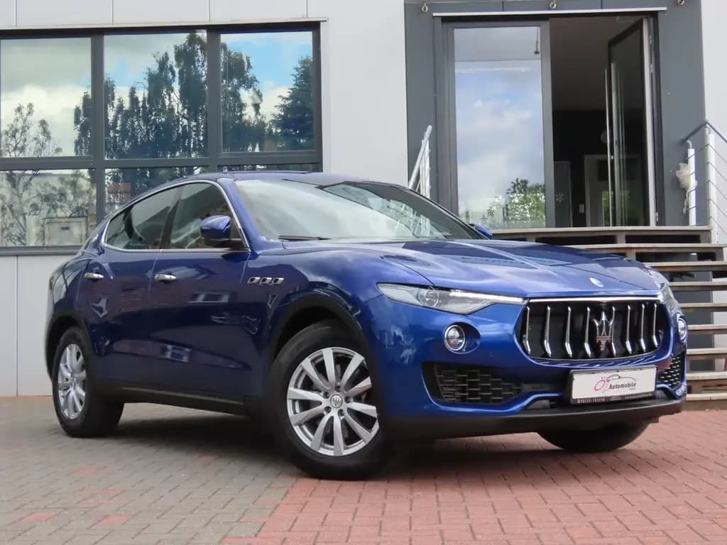 Main__Slider__Photo:Maserati Levante Q4 3.0 V6 Autom. 360° Kamera Panorama 03/2021-0
