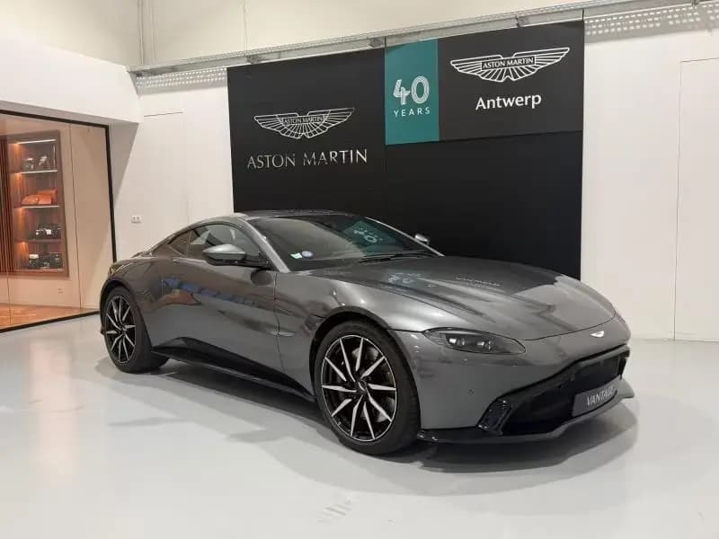 Main__Slider__Photo:Aston Martin V8 Vantage Vantage Coupe 08/2020-0