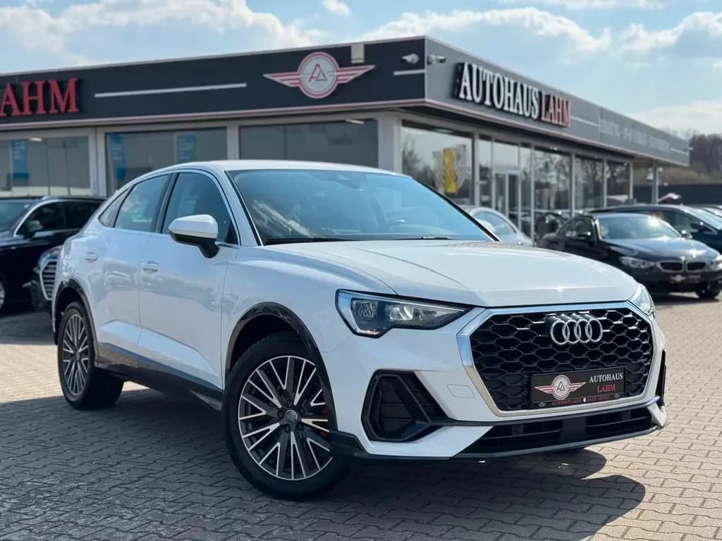 Main__Slider__Photo:Audi Q3 Sportback 35 TDI"S-TRONIC" App-Connect"SHZ" 02/2020-0