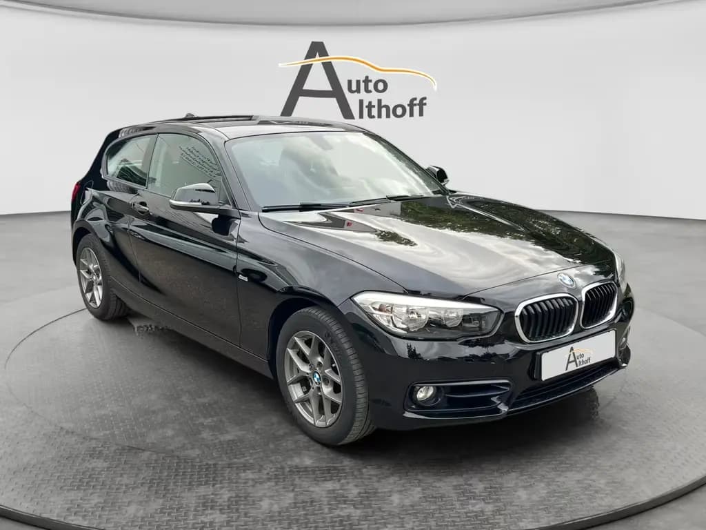 Main__Slider__Photo:BMW 120 i Sport Line AHK SHZ PARK TEMP KLIMA 12/2016-0