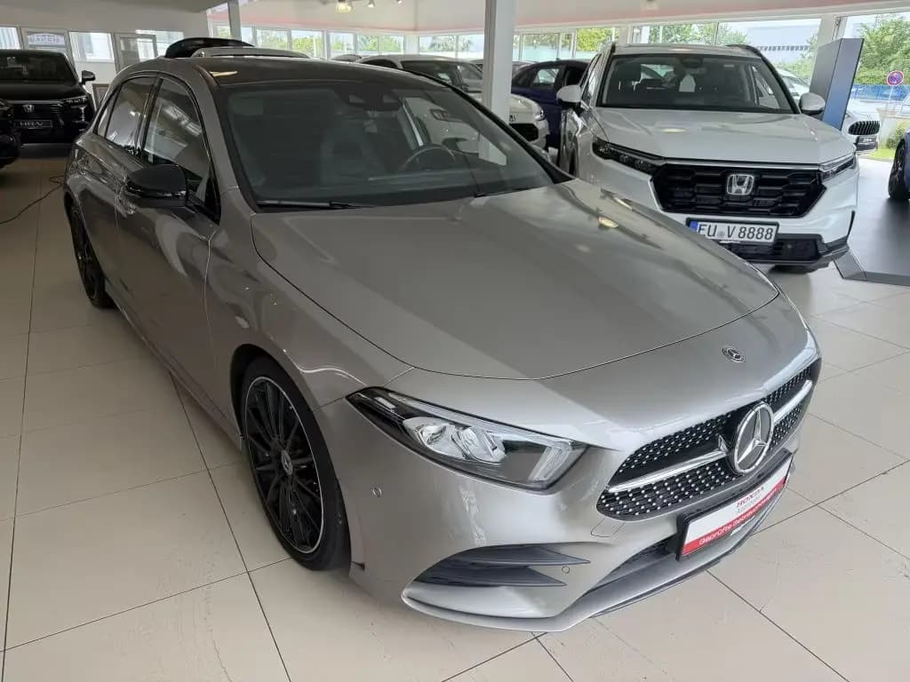 Main__Slider__Photo:Mercedes-Benz A 180 7G-DCT AMG Line 04/2019-0
