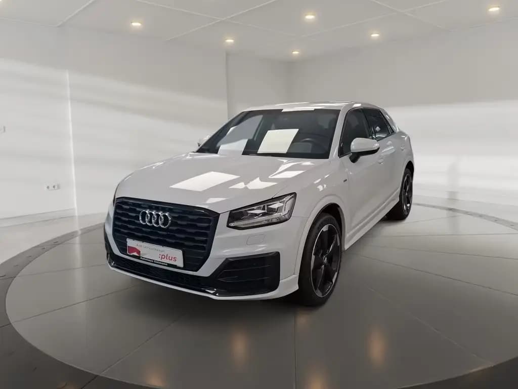 Main__Slider__Photo:Audi Q2 35 TFSI sport S line LM LED STH SHZ PDC 03/2019-0