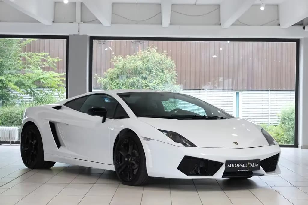 Main__Slider__Photo:Lamborghini Gallardo LP560-4 Facelift*Liftsystem*Carbon*Navi 07/2009-0
