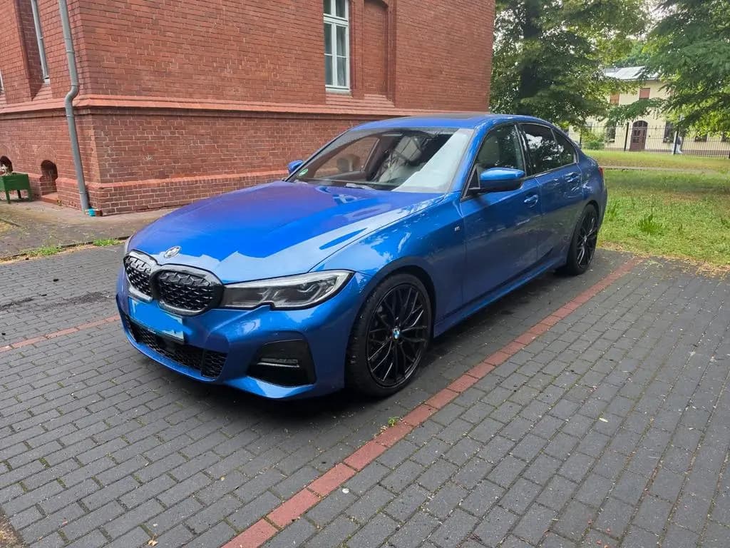 Main__Slider__Photo:BMW 330 i M Sport Automatic M Sport 11/2018-0