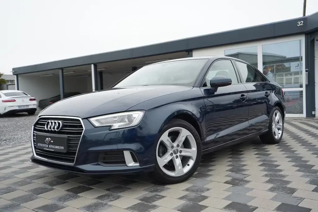 Main__Slider__Photo:Audi A3 Limo 2.0TDI*Sport*Automatik*Navi*SHZ*Xenon* 02/2018-0