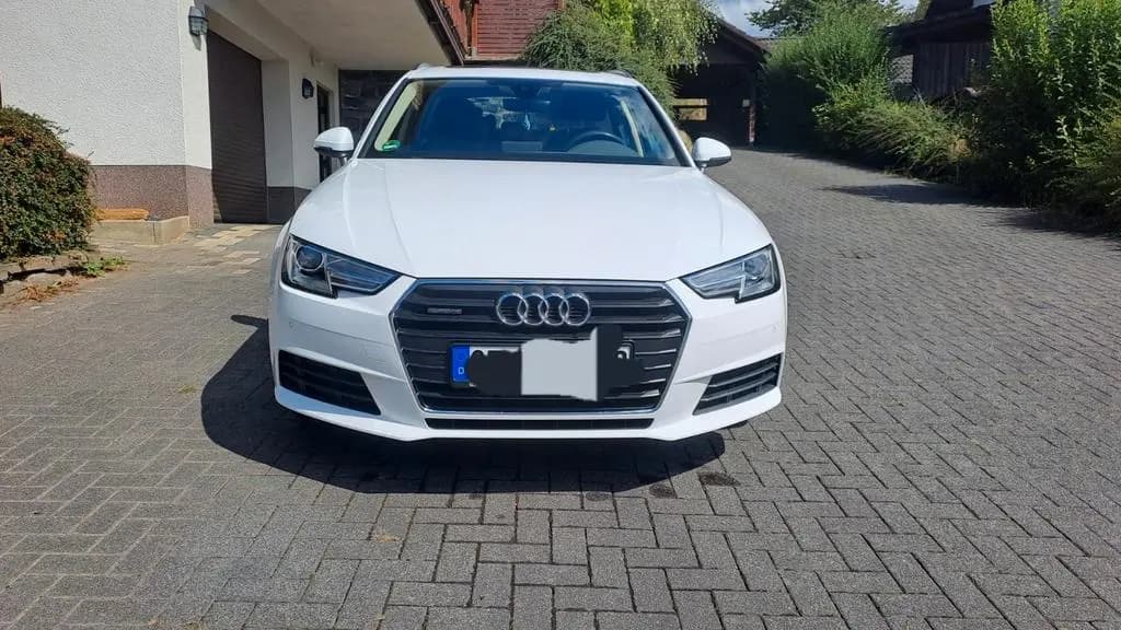 Main__Slider__Photo:Audi A4 40 TDI S tronic quattro Avant - 09/2019-0