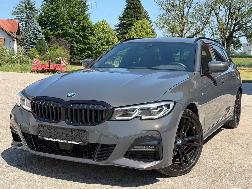 Main__Slider__Photo:BMW 320 d Touring xDrive M Sport AHK HUD ACC RFK 19" 03/2021-0