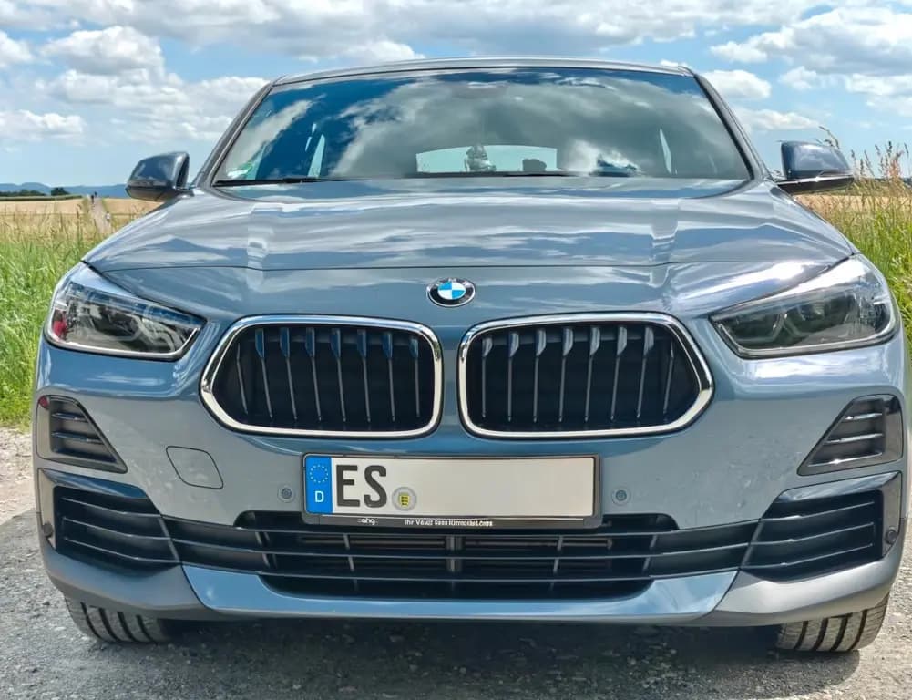 Main__Slider__Photo:BMW X2 sDrive18d,Service neu,Connected Package neu 03/2022-0