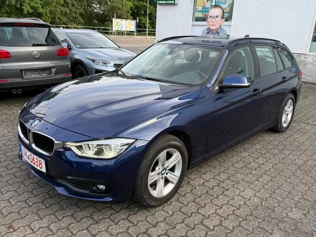 Main__Slider__Photo:BMW 320 d Touring Automatik LED Navi Tempomat 06/2019-0