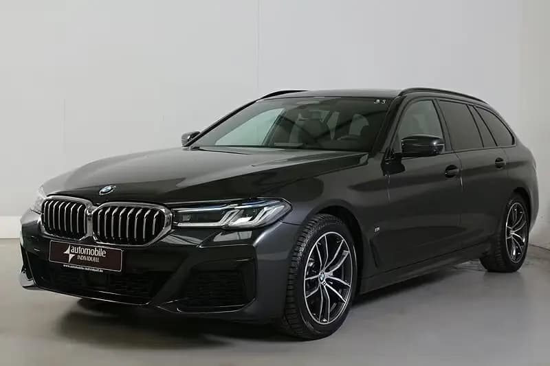 Main__Slider__Photo:BMW 520 d Aut. M Sportpaket Panorama HuD ACC Laser Pa 04/2021-0