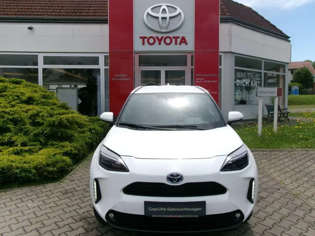 Main__Slider__Photo:Toyota Yaris Cross Hybrid 1.5  Team D +TWW+Smart Key+ 04/2024-1