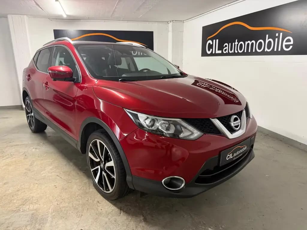 Main__Slider__Photo:Nissan Qashqai Tekna *PANO*360°KAMERA* 03/2017-0