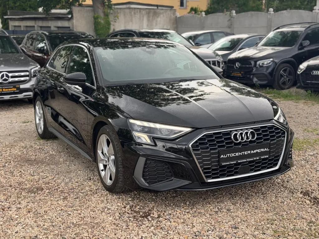 Main__Slider__Photo:Audi A3 Sportback 35 TFSI 3xS line/Spur/Navi/Car-pl. 10/2021-0