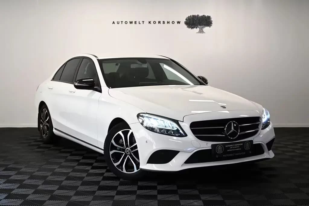 Main__Slider__Photo:Mercedes-Benz C 220 d Avantgarde *KAMERA *2-ZONEN *DISTRONIC 05/2019-0