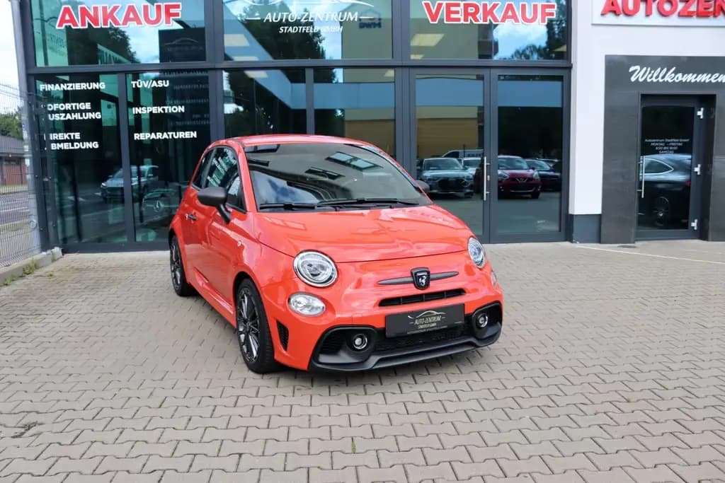 Main__Slider__Photo:Abarth 500 595 Sport AGA DAB CarPlay Klima Parksensor 11/2023-0